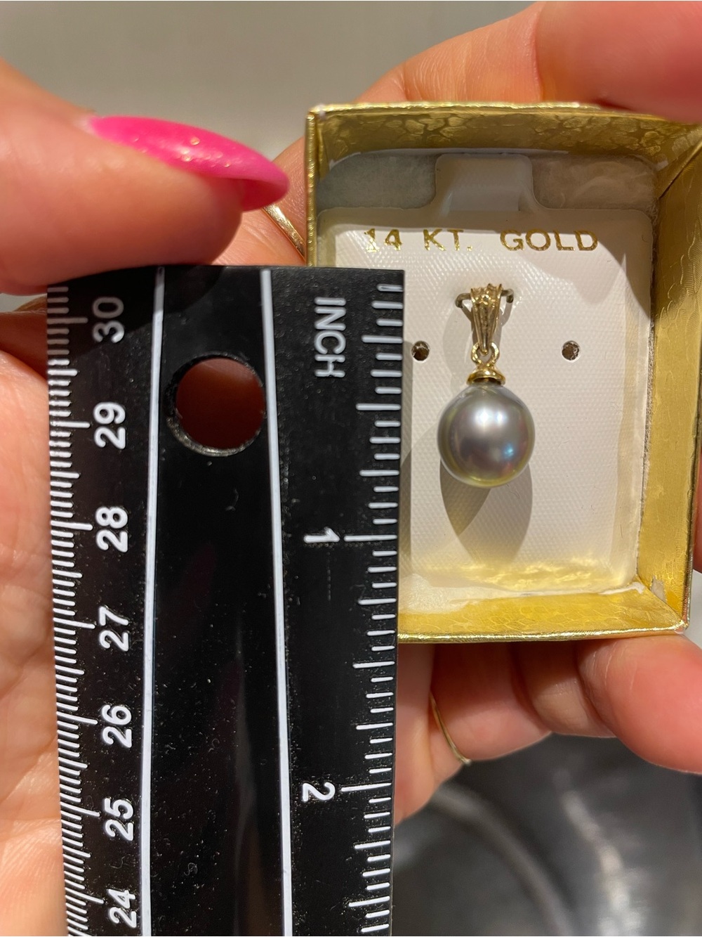 14K Gold Tahitian Black Pearl Pendant - Picture 5 of 6